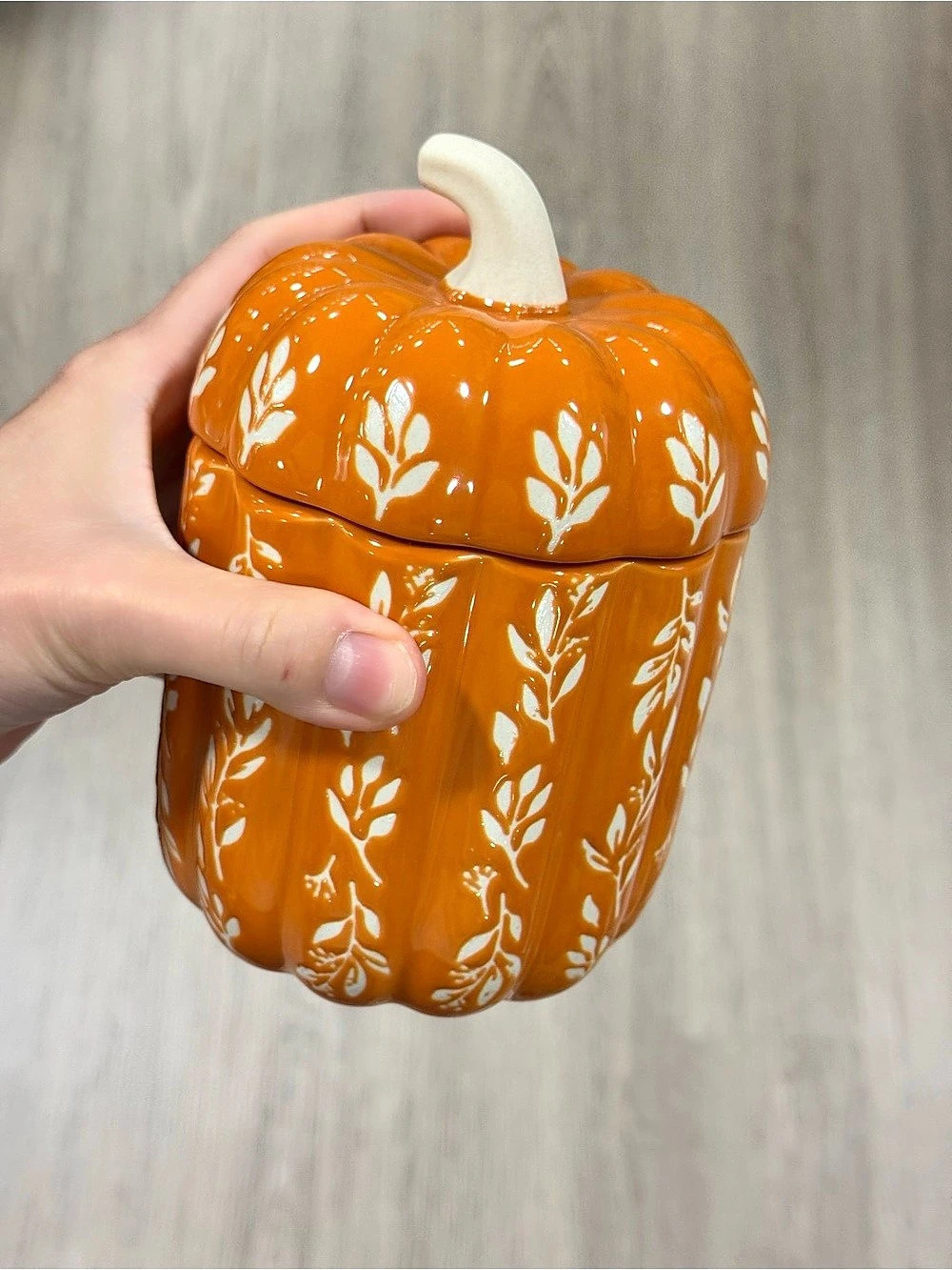 Pumpkin-Shaped Floral Decor in Orange & White New